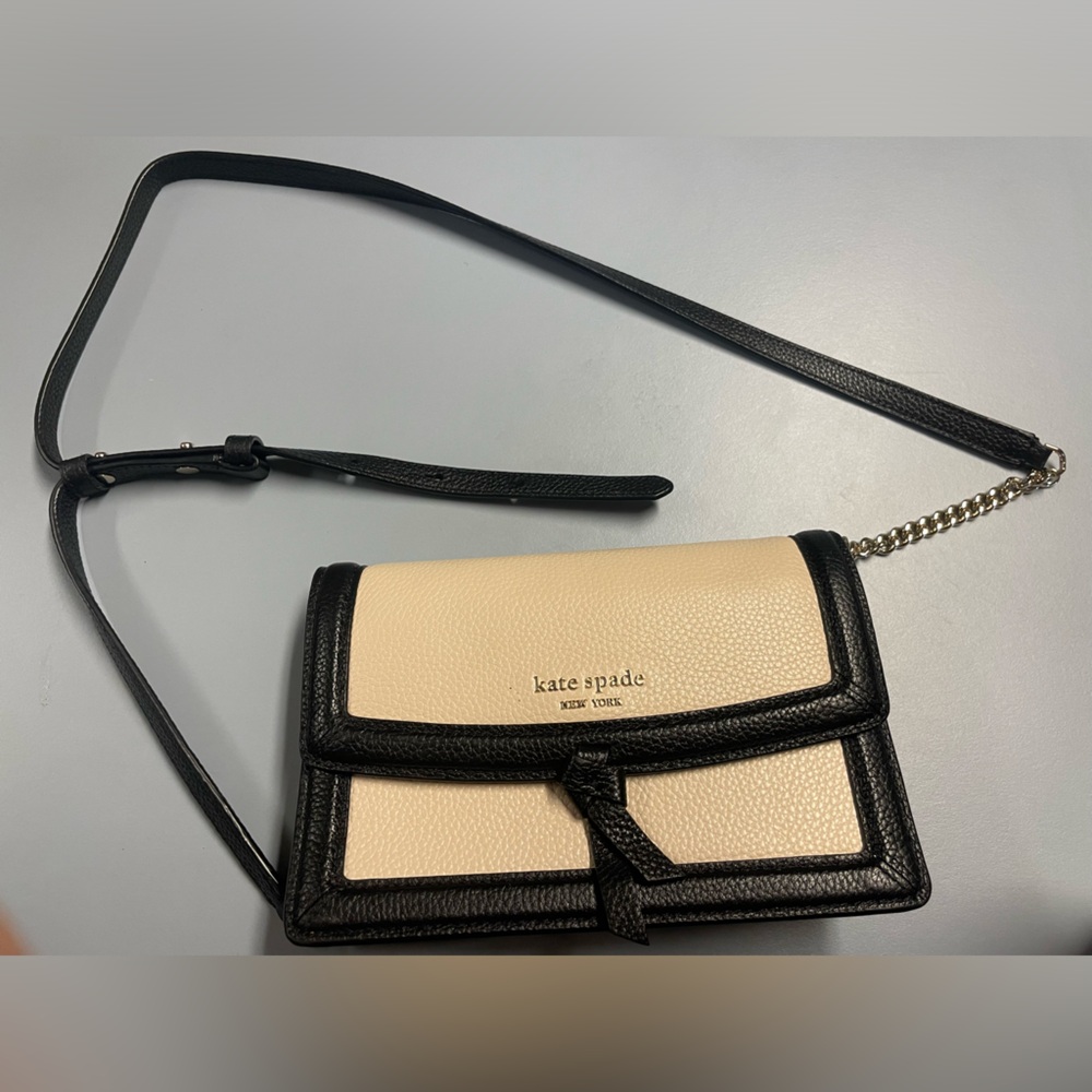 Kate spade crossbody EUC